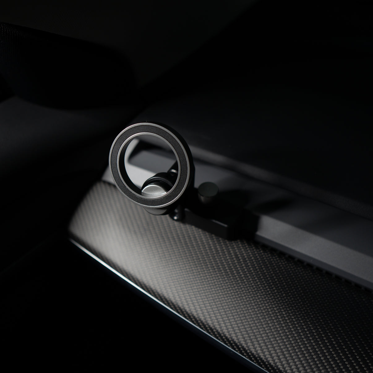 MagSafe Dash Phone Mount for Model 3 & Y BACKORDERED Tesstuff